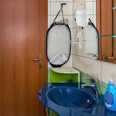 Ventula - Two Bedroom With Sea View *